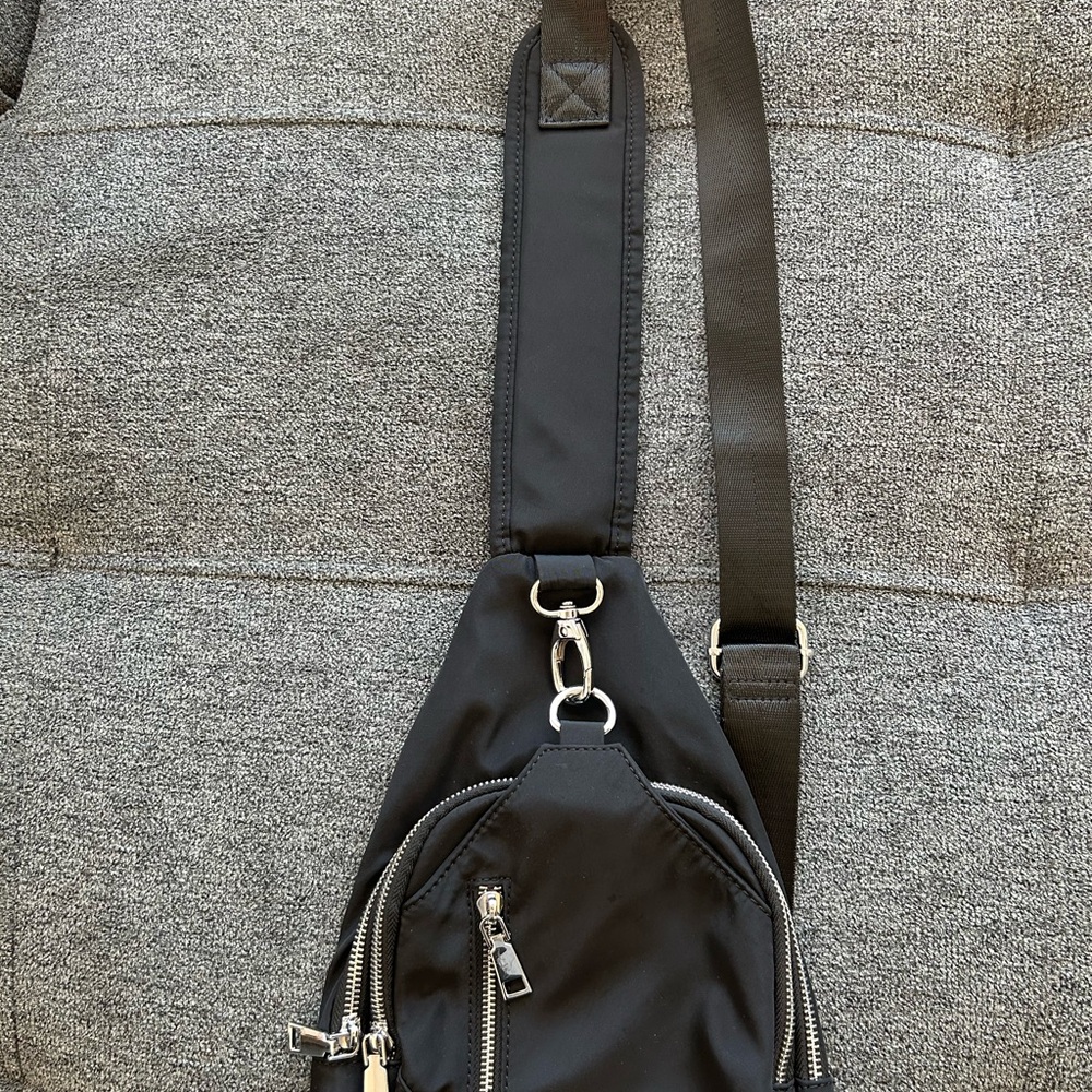 Sasha & Sofi Black Sling Bag